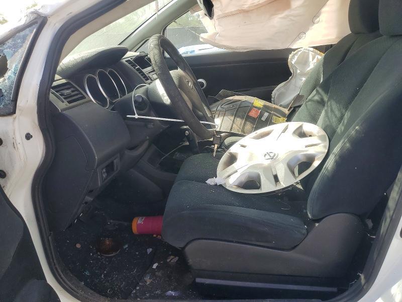 2011 Nissan Versa 1.8 s