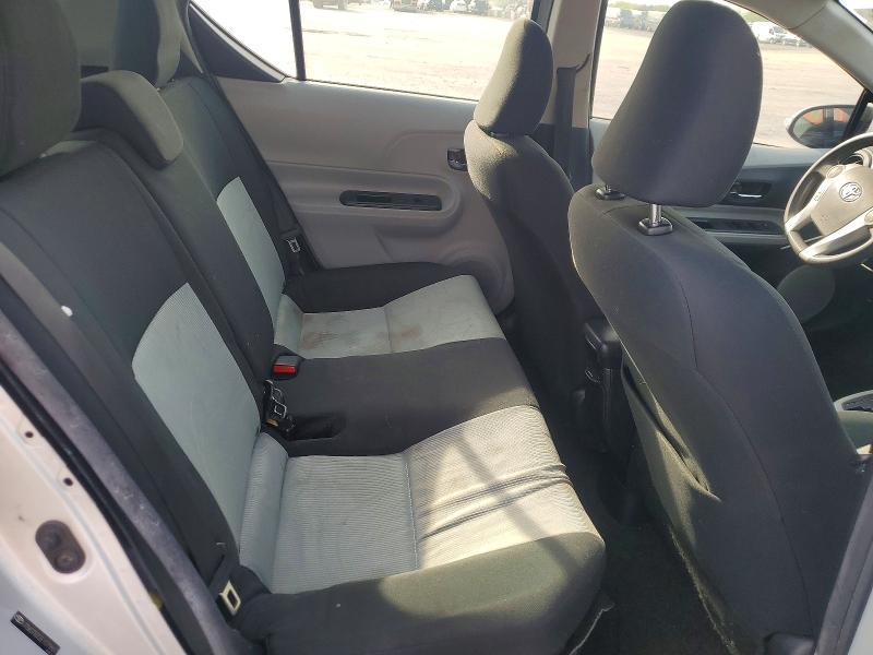 2014 Toyota Prius c two