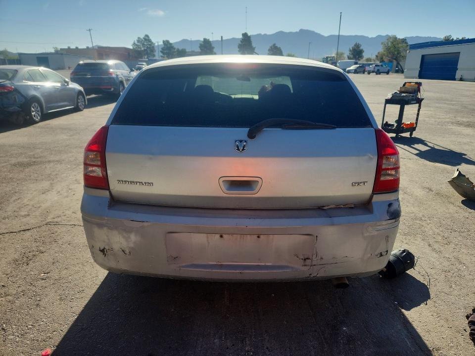 2008 Dodge Magnum sxt