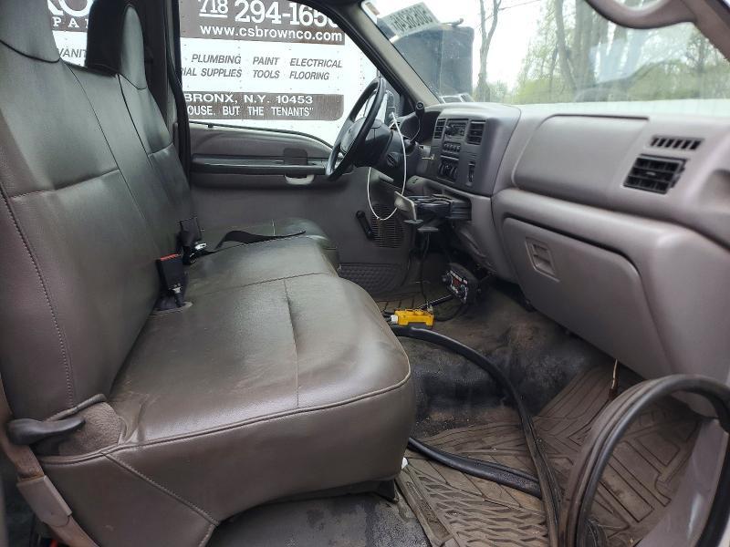 2001 Ford F550 Super Duty Dump Truck