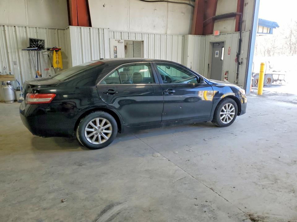 2011 Toyota Camry xle V6