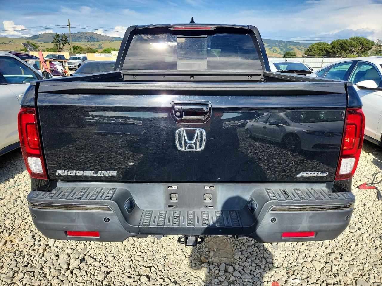 2020 Honda Ridgeline Black Edition