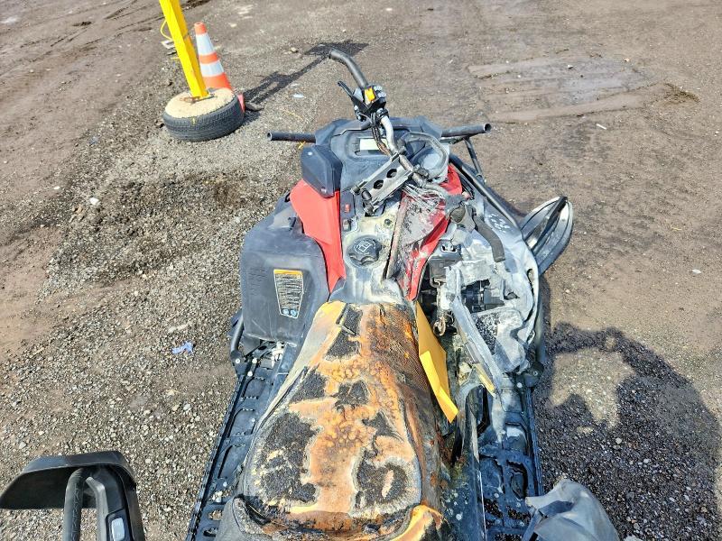 2022 Skidoo Expedition SWT 900 A