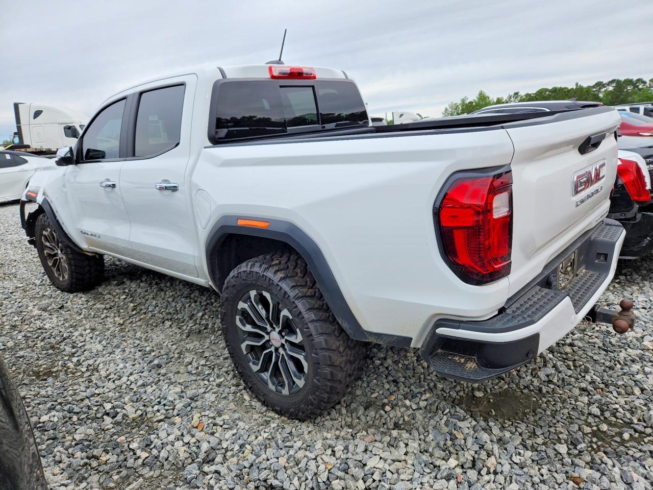 2024 GMC Canyon Denali