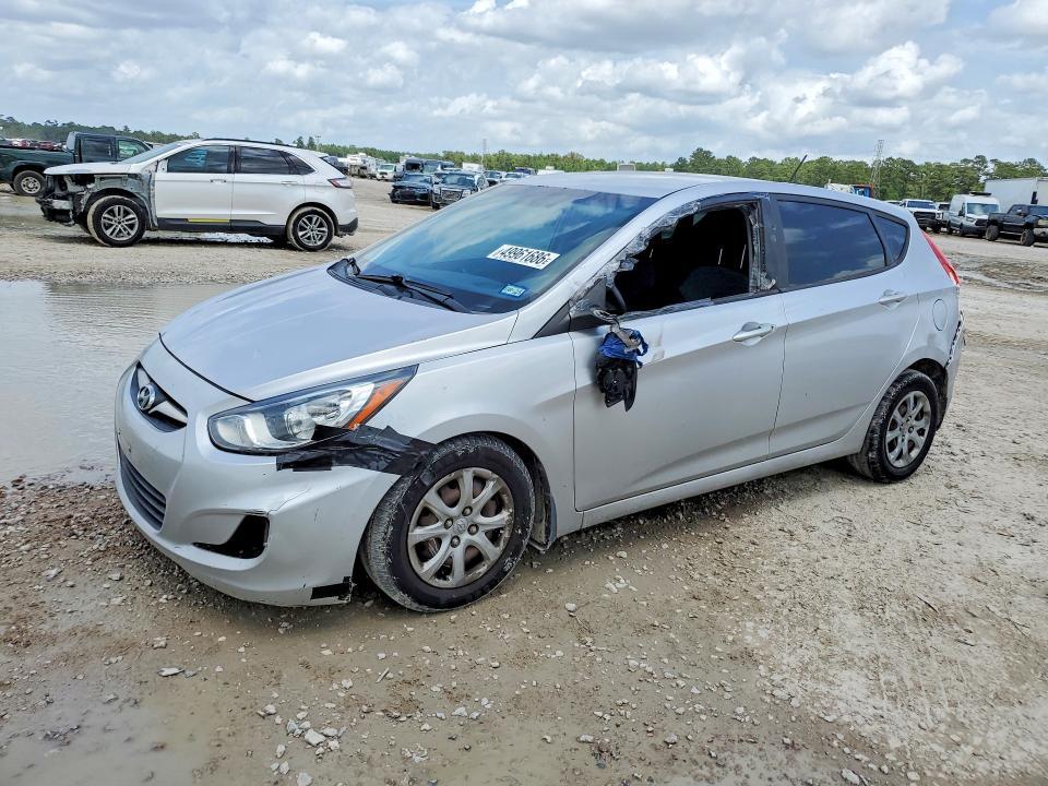 2013 Hyundai Accent gs