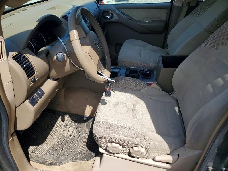 2005 Nissan Pathfinder xe