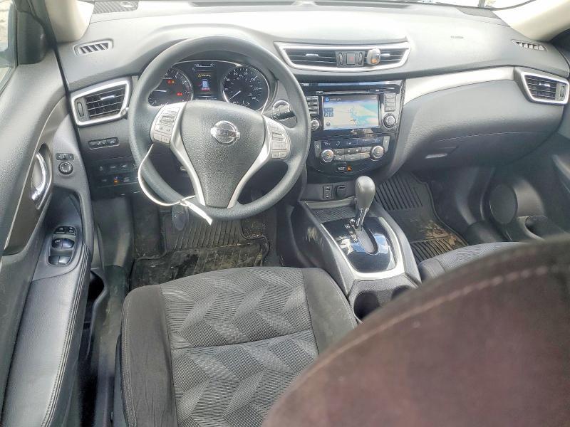 2015 Nissan Rogue sv