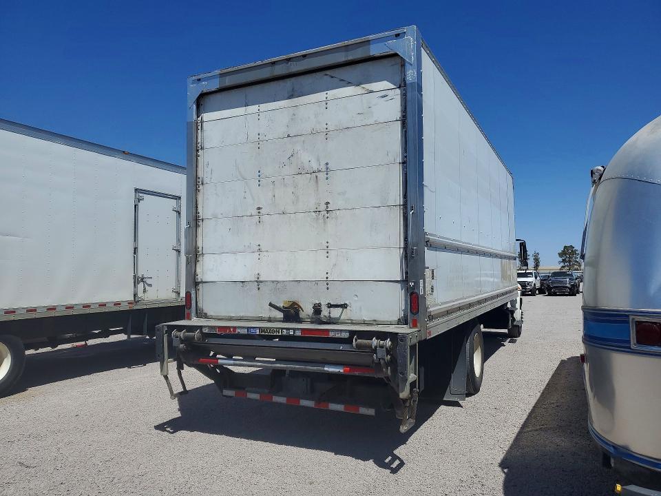 2018 International 4300 BOX Truck