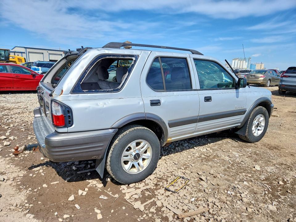 2003 Isuzu Rodeo s