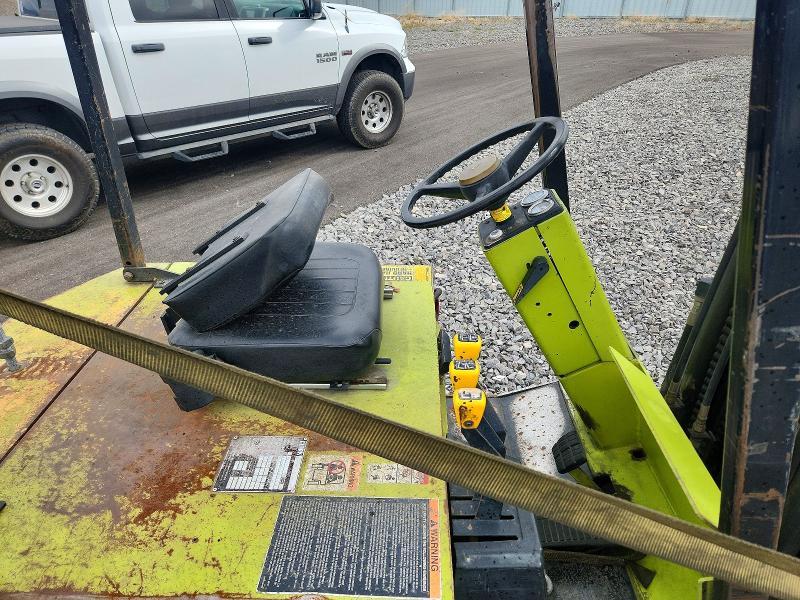 1998 Clark ECS30 Forklift