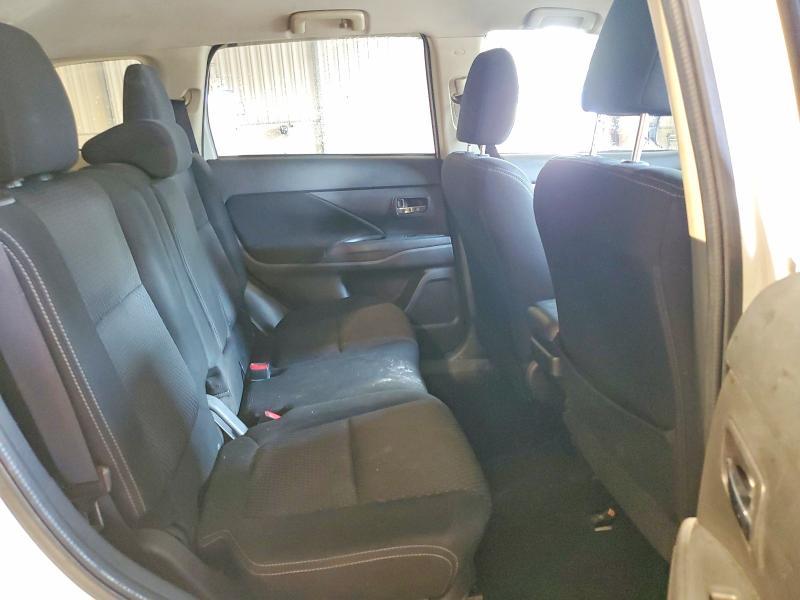 2017 Mitsubishi Outlander es