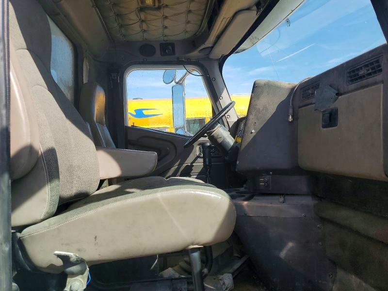 2001 International 9200I Dump Truck