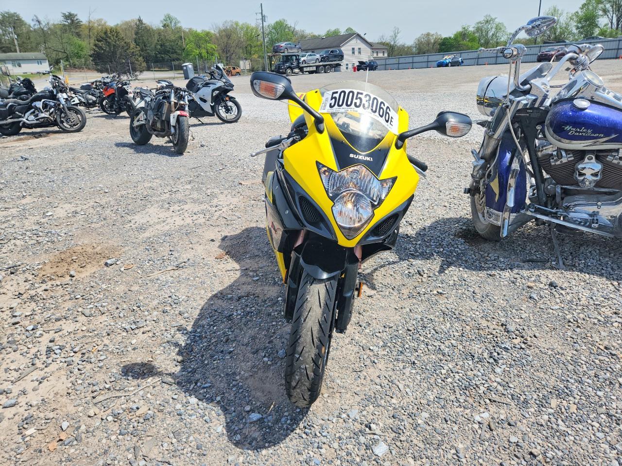 2005 Suzuki GSX-R1000