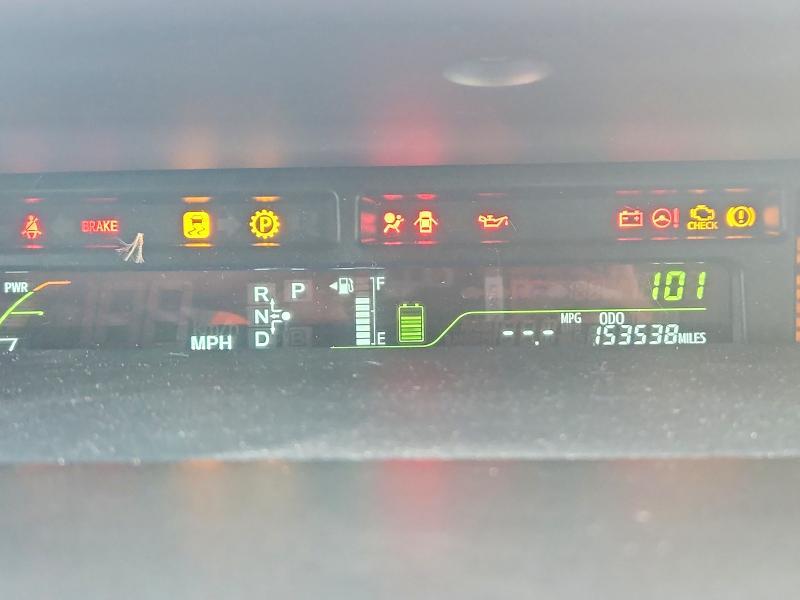 2014 Toyota Prius v Five