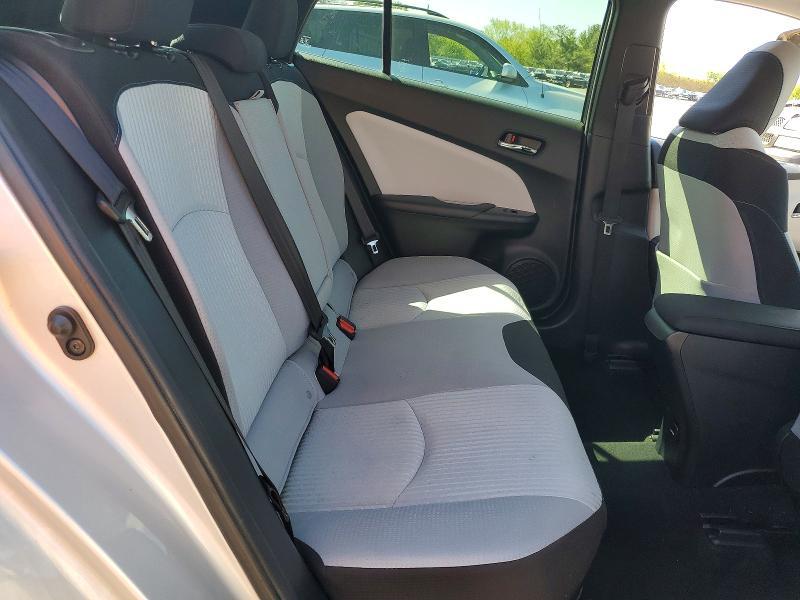 2017 Toyota Prius two eco