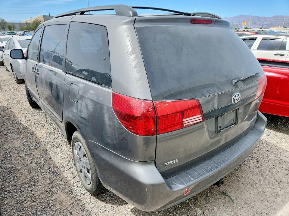 2005 Toyota Sienna ce