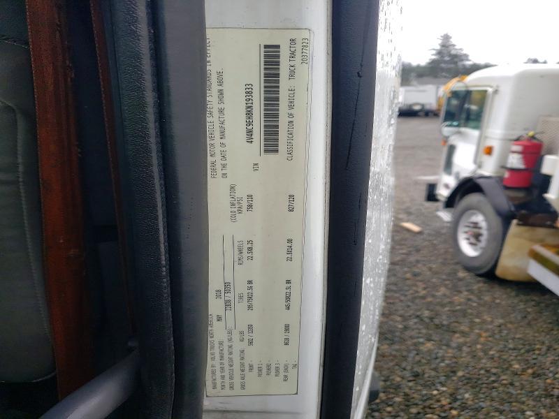 2019 Volv O VNL Semi Truck