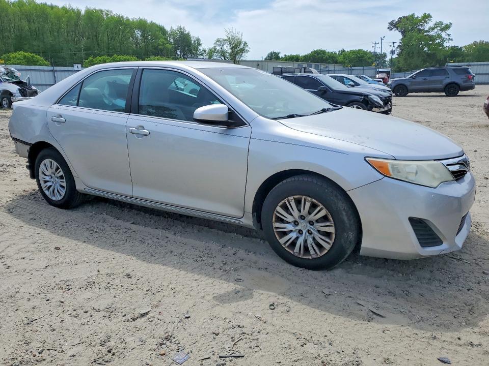 2012 Toyota Camry le