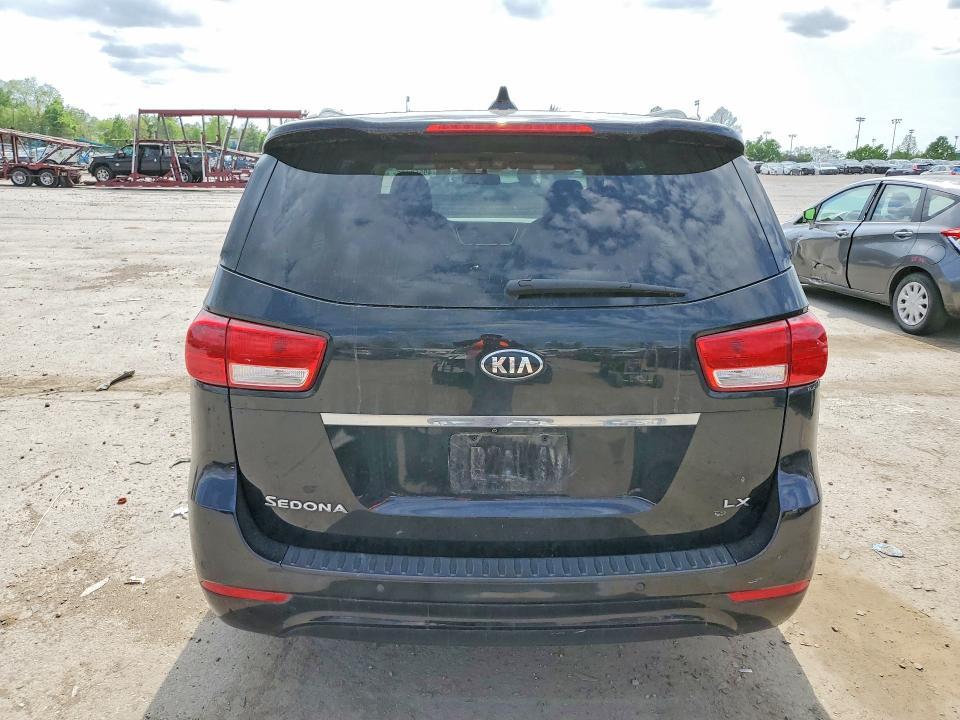 2017 KIA Sedona lx