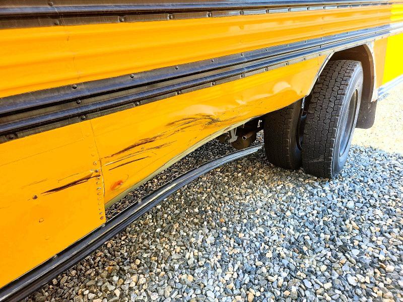 2003 International 3800-school bus