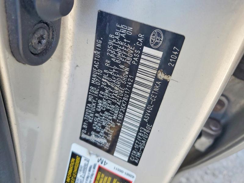 2011 Toyota Camry le