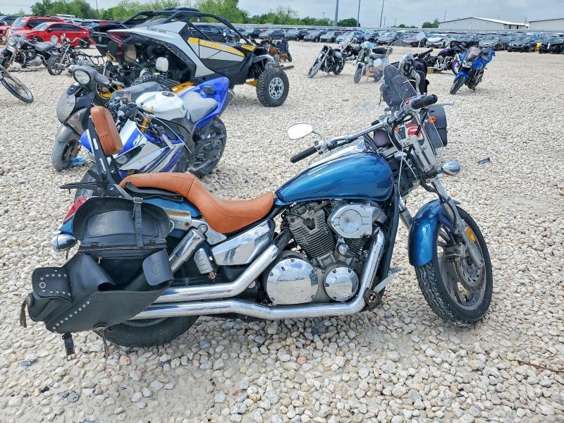 2004 Honda VTX1300 C