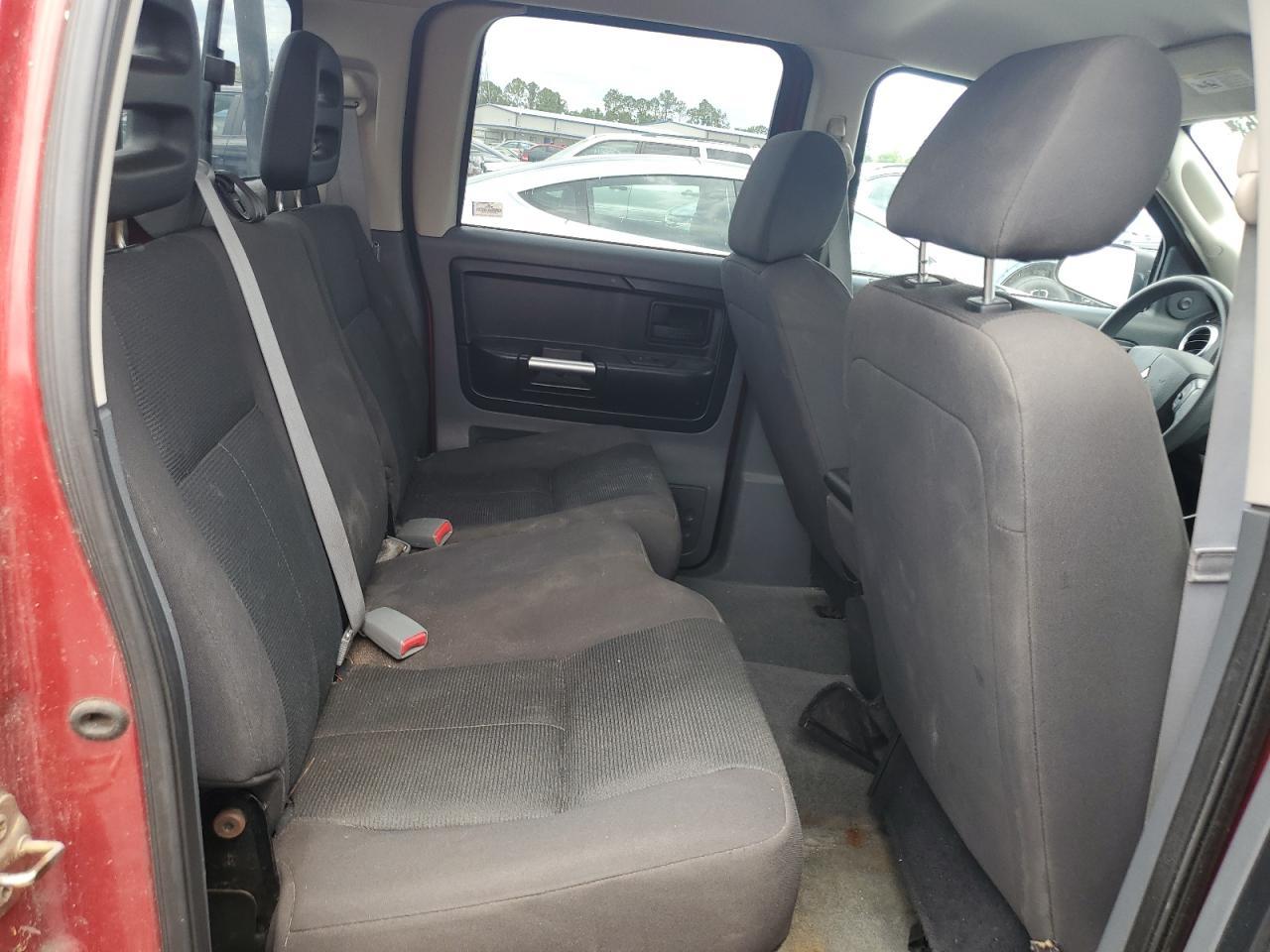 2006 Mitsubishi Raider LS