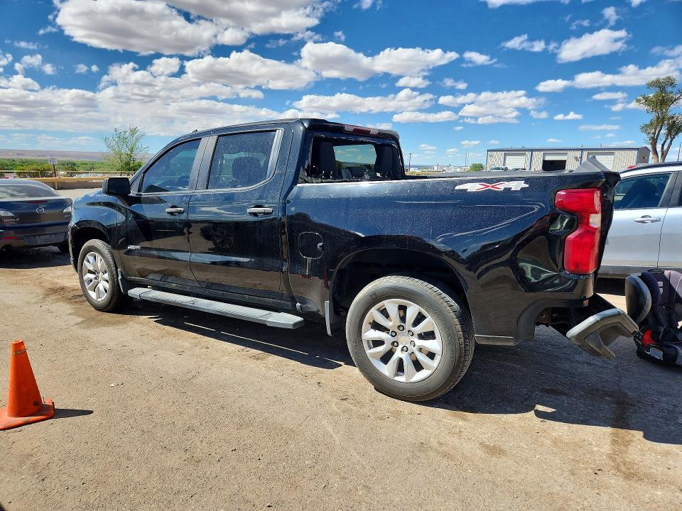 2022 Chevrolet Silverado K1500 Custom