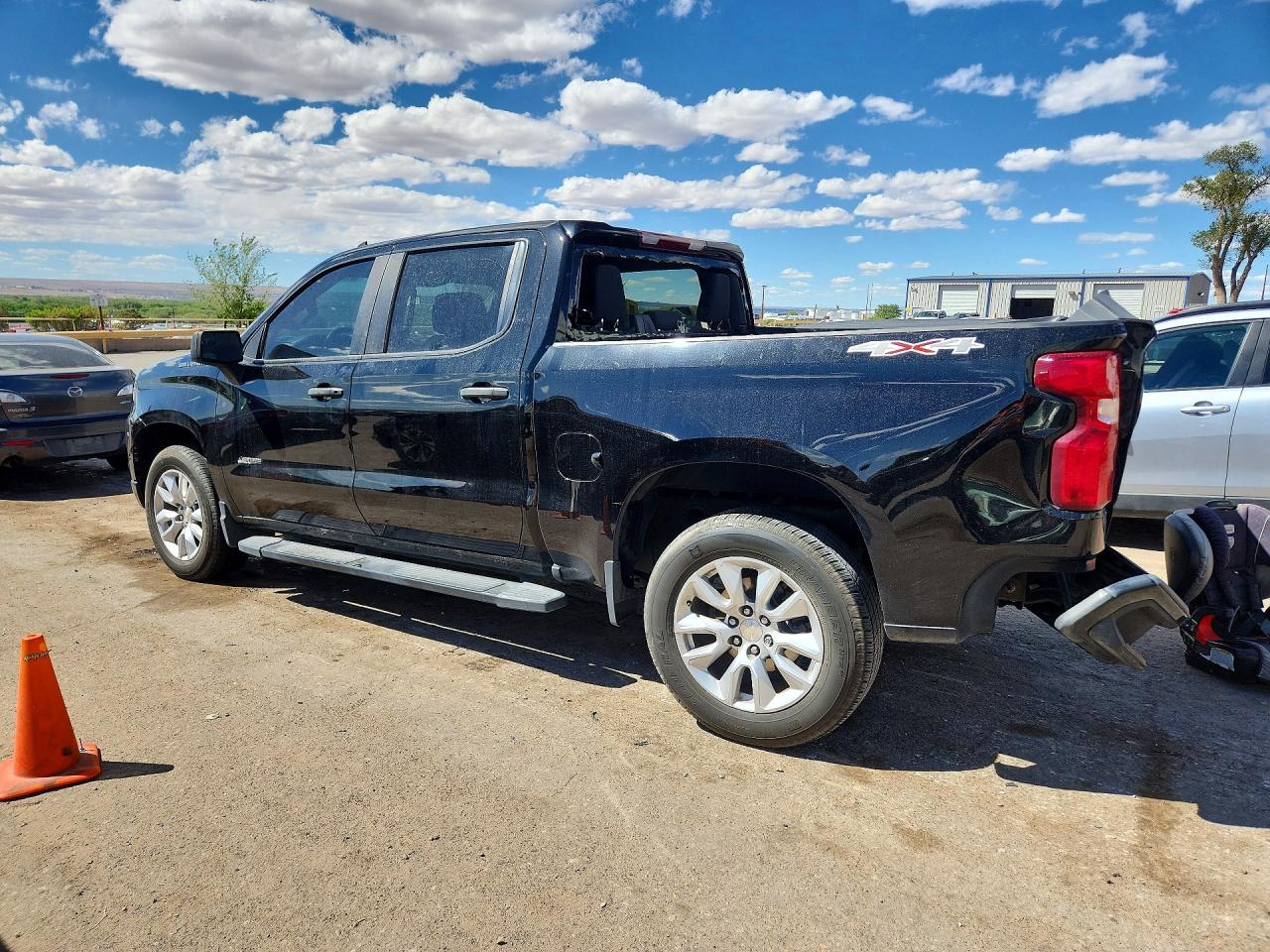 2022 Chevrolet Silverado K1500 Custom