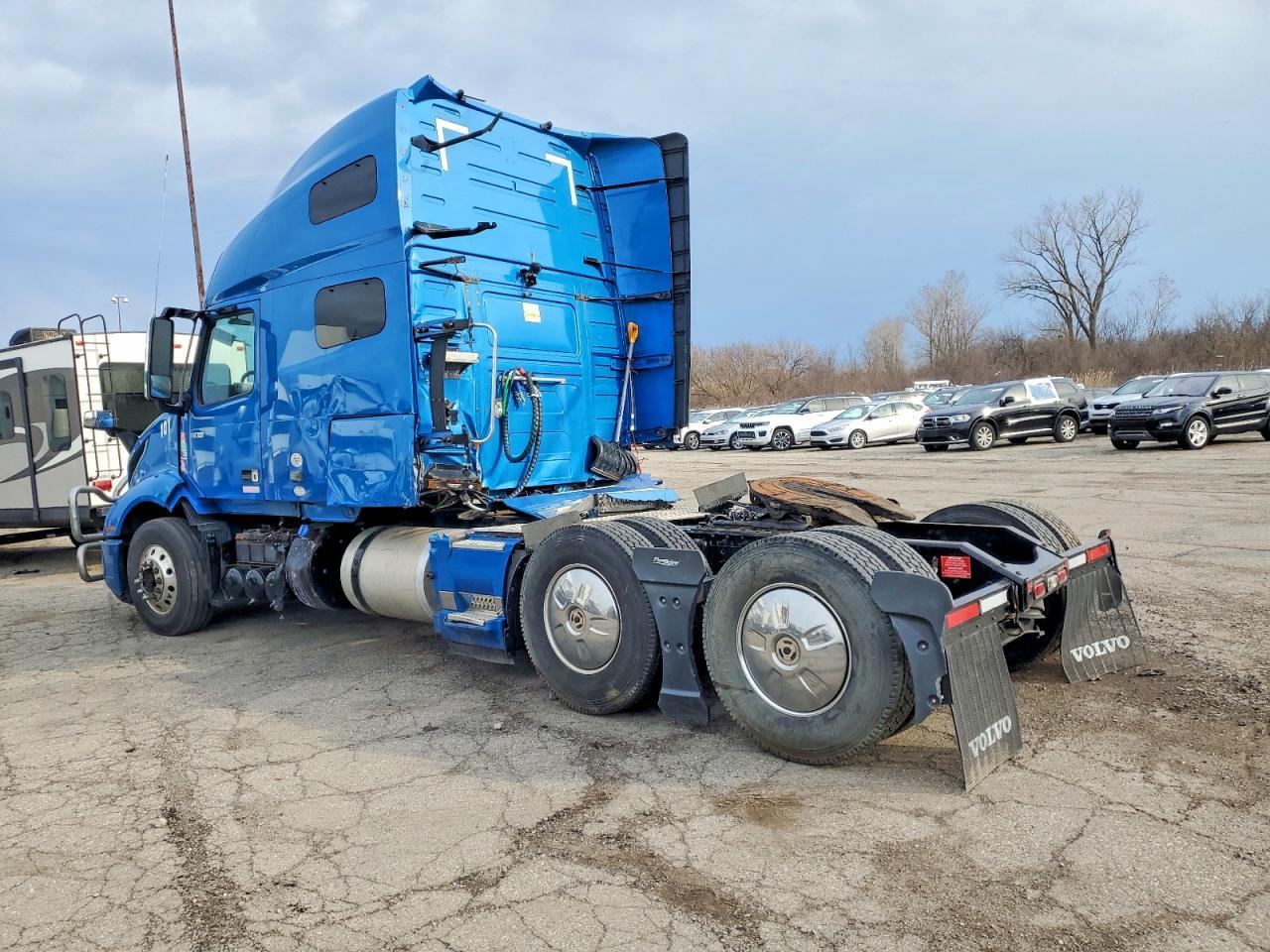 2021 Volv O VNL Semi Truck