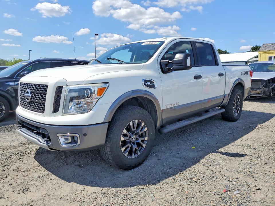 2017 Nissan Titan PRO-4X