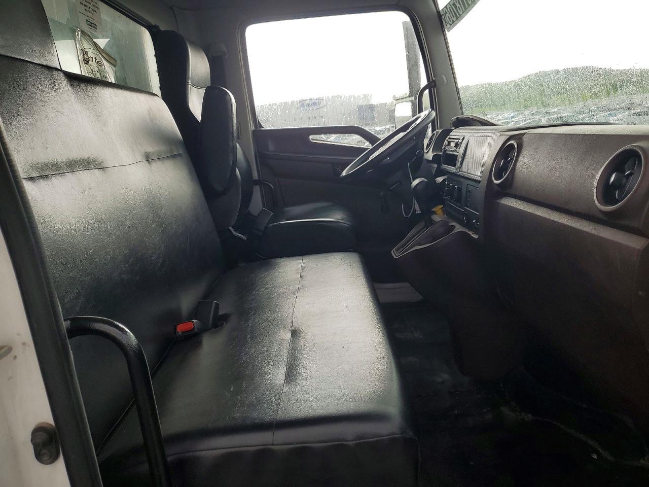 2021 Hino L6 BOX Truck
