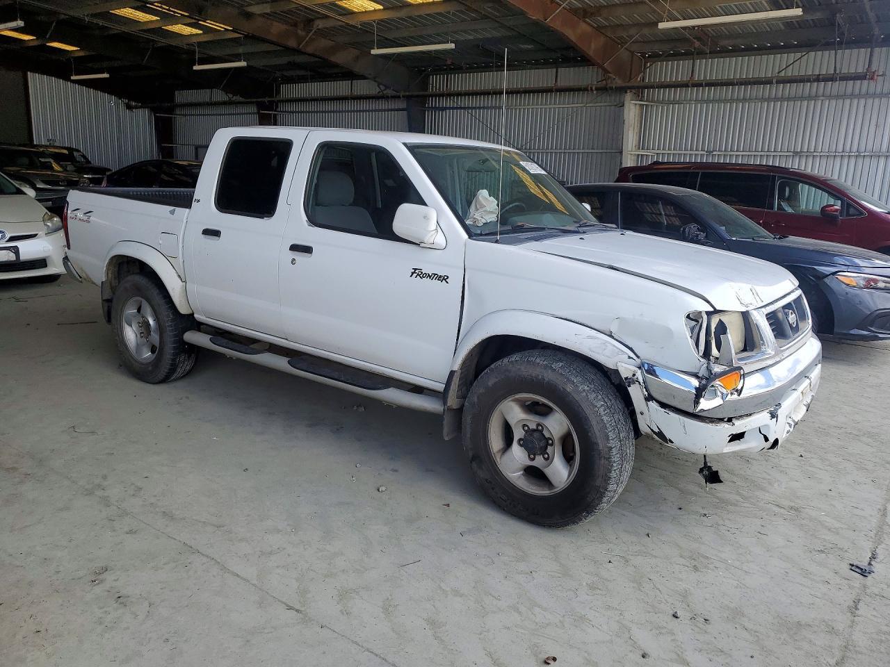 2000 Nissan Frontier XE