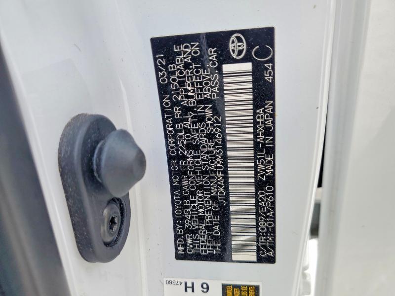 2021 Toyota Prius xle