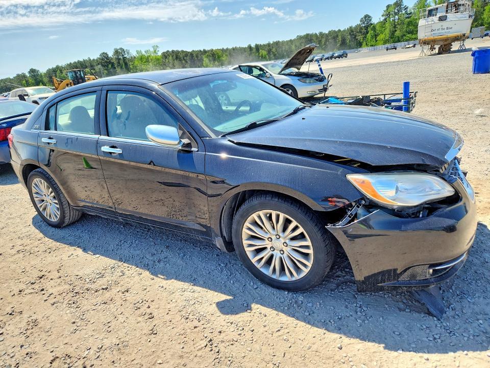 2012 Chrysler 200 Limited