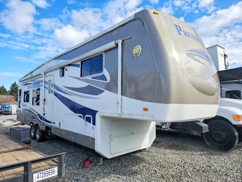 2007 Holiday Rambler Presidential Camper
