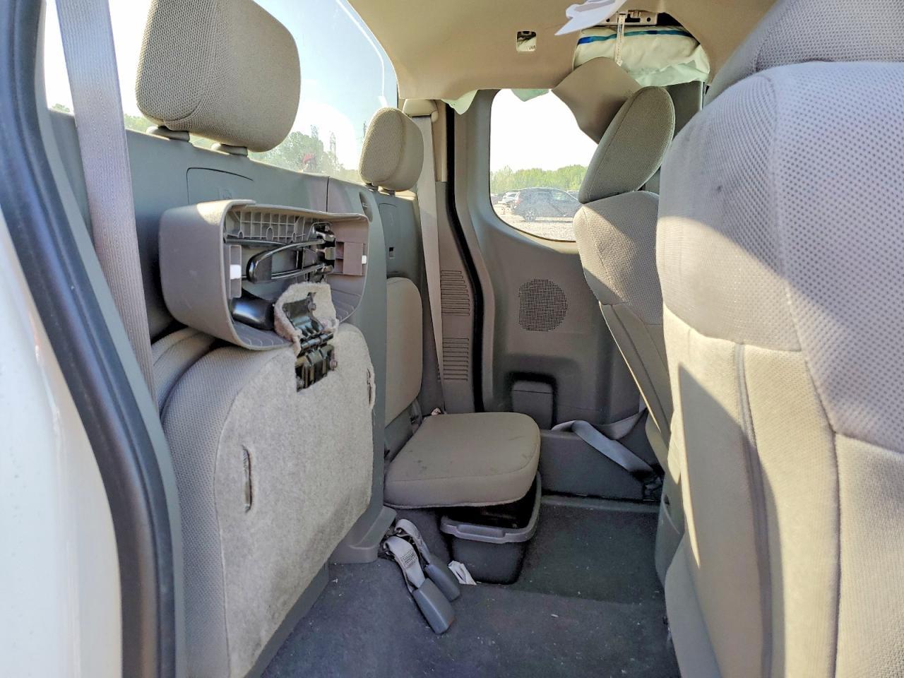 2019 Nissan Frontier S