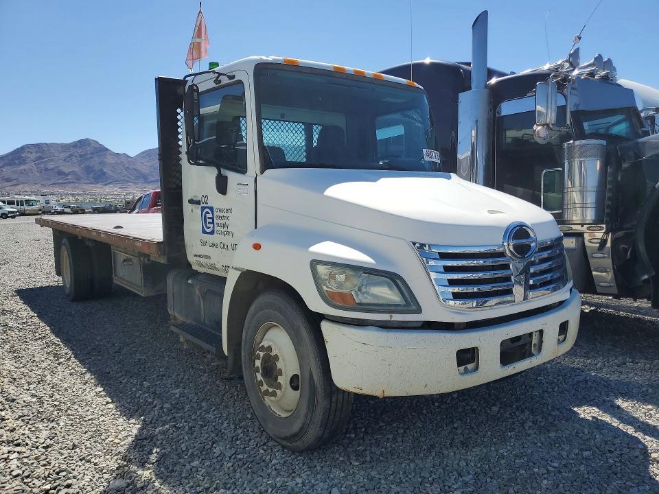 2007 Hino 268 Flatbed Truck