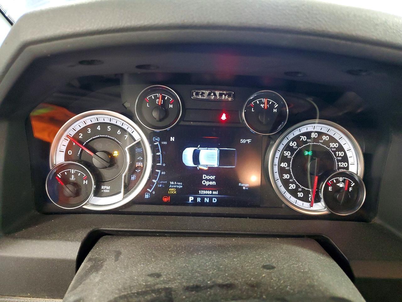 2013 Dodge RAM 1500 SLT
