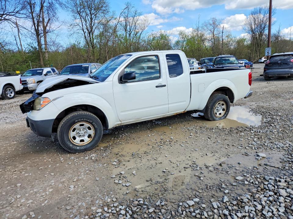 2015 Nissan Frontier s