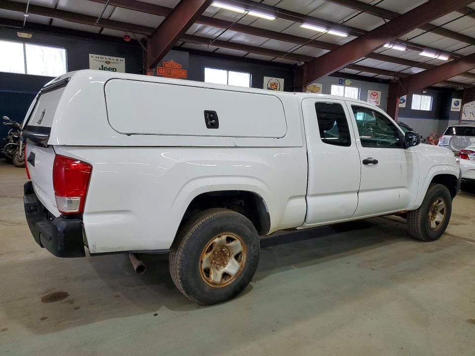 2017 Toyota Tacoma SR