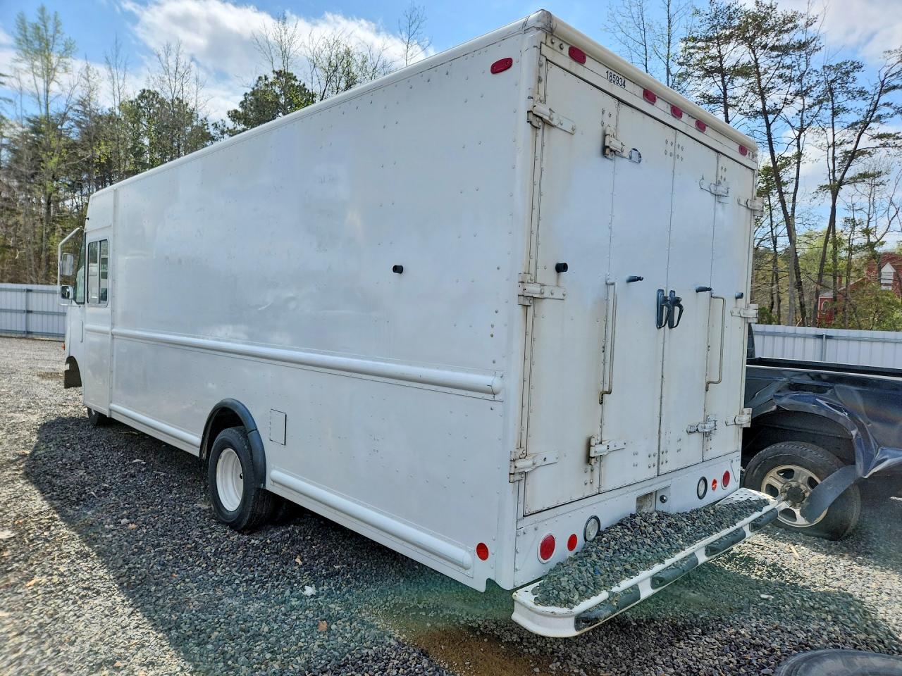 2008 Ford E450 Delivery Truck