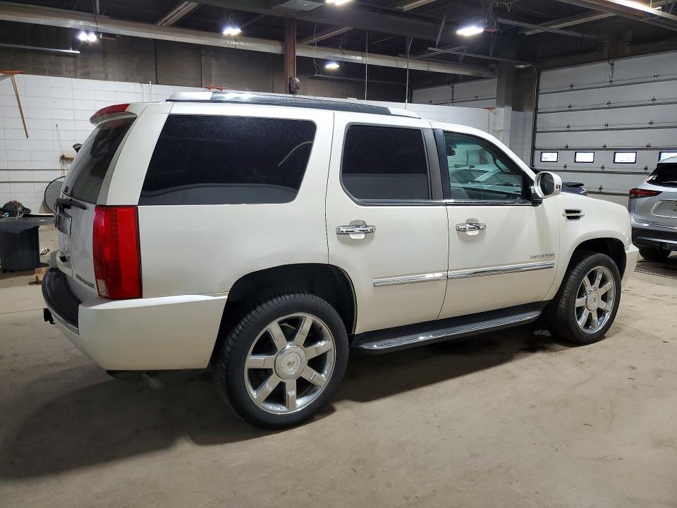 2010 Cadillac Escalade Luxury