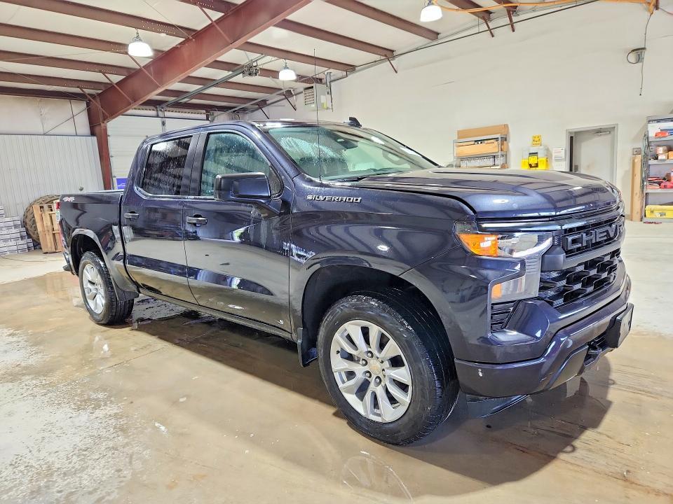 2022 Chevrolet Silverado K1500 Custom