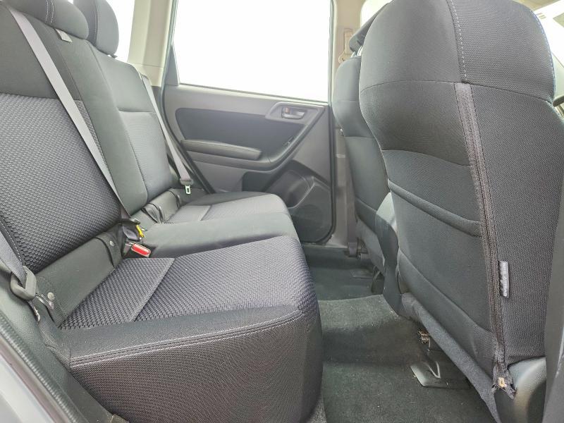 2016 Subaru Forester 2.5i