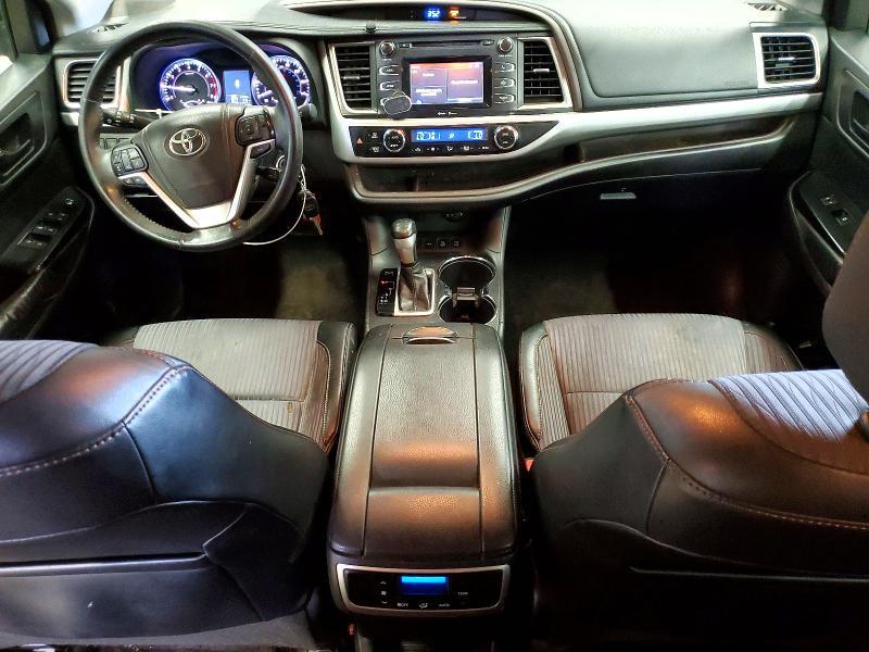 2014 Toyota Highlander le Plus