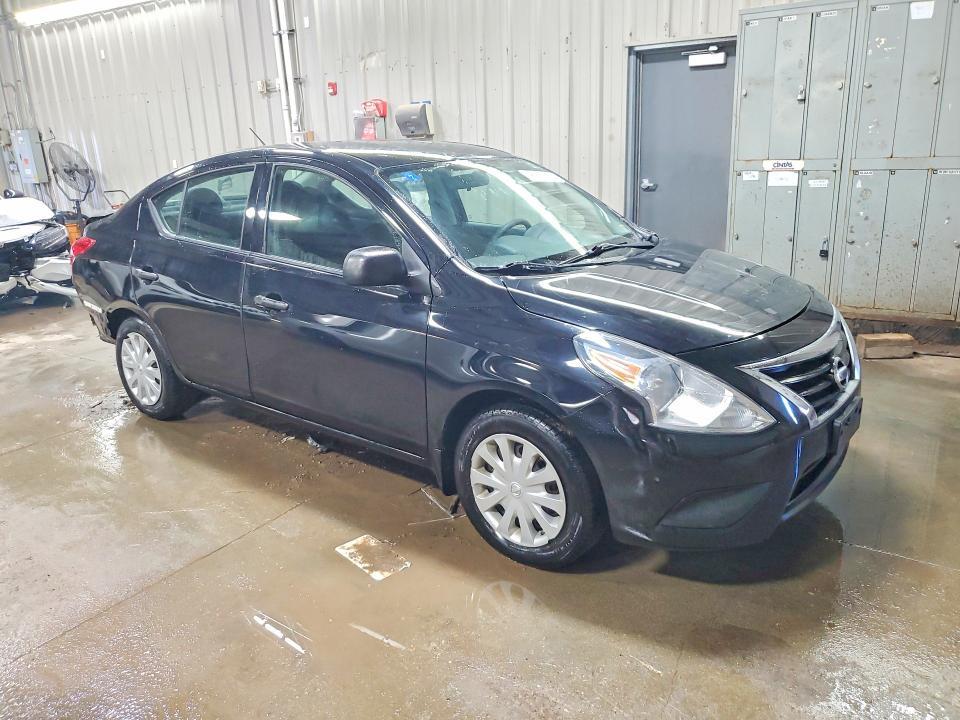 2015 Nissan Versa 1.6 s