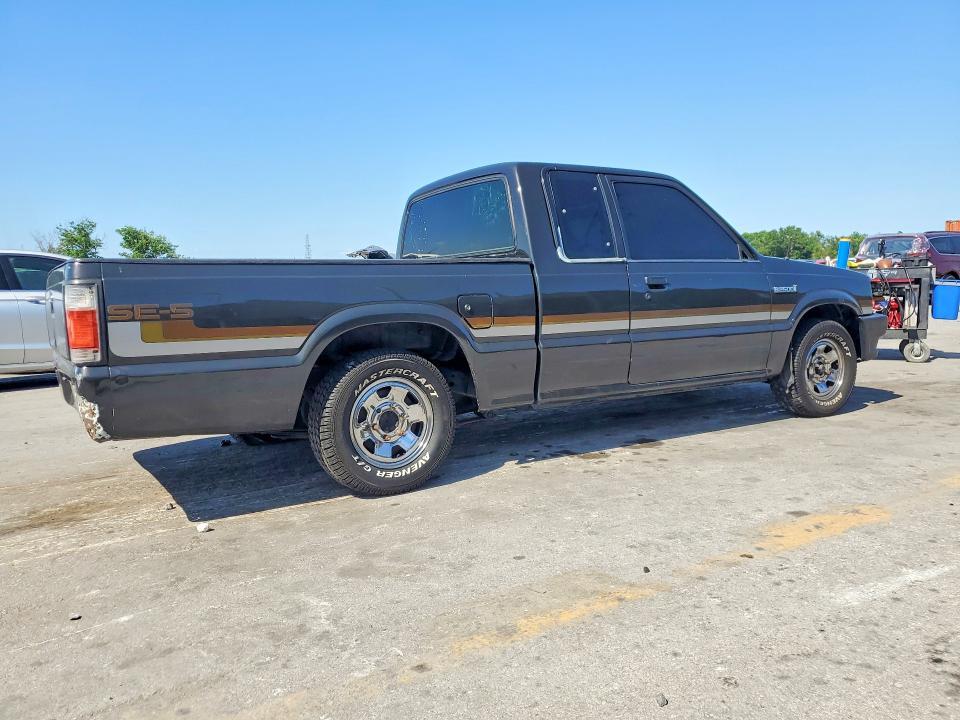 1991 Mazda B2600 Cab Plus