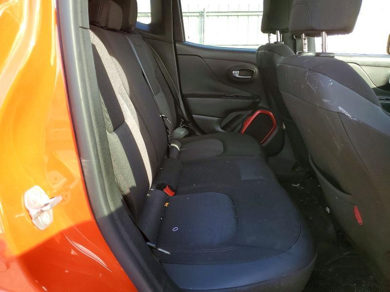 2015 Jeep Renegade Trailhawk