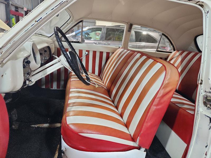 1951 Ford Custom Deluxe